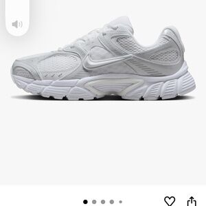 Nike Women’s V5 RnR